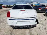 2016 Chrysler 300 фото