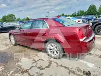 2016 Chrysler 300 фото