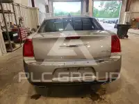 2016 Chrysler 300 фото