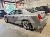 2016 Chrysler 300 фото