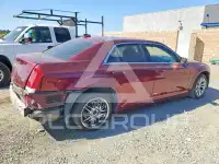 2016 Chrysler 300 фото