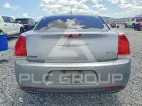 2016 Chrysler 300 фото