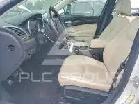 2016 Chrysler 300 photo