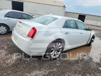 2016 Chrysler 300 фото