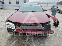2016 Chrysler 300 photo