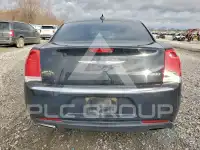 2016 Chrysler 300 photo