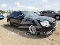 2016 Chrysler 300 photo