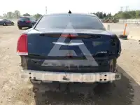2016 Chrysler 300 photo