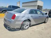2016 Chrysler 300 фото