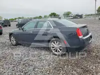 2016 Chrysler 300 фото
