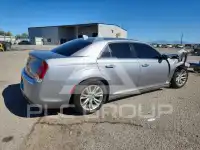 2016 Chrysler 300 фото