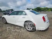 2016 Chrysler 300 фото