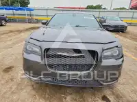 2016 Chrysler 300 фото