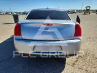 2016 Chrysler 300 фото