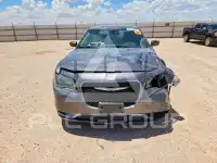 2016 Chrysler 300 фото