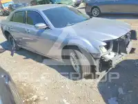 2016 Chrysler 300 фото