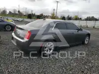 2016 Chrysler 300 фото