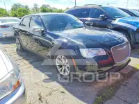 2016 Chrysler 300 photo