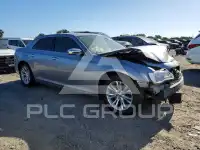 2016 Chrysler 300 фото