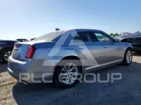 2016 Chrysler 300 фото