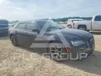 2016 Chrysler 300 фото