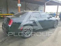 2016 Chrysler 300 фото