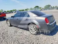 2016 Chrysler 300 photo