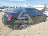 2016 Chrysler 300 фото