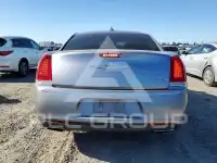 2016 Chrysler 300 фото