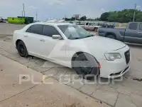 2016 Chrysler 300 фото
