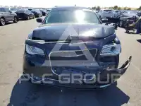 2016 Chrysler 300 фото