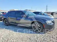 2016 Chrysler 300 фото