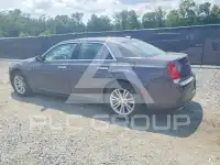 2016 Chrysler 300 photo
