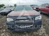 2016 Chrysler 300 фото