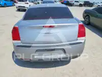 2016 Chrysler 300 фото