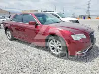 2016 Chrysler 300 фото