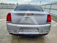 2016 Chrysler 300 photo