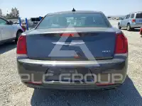 2016 Chrysler 300 photo