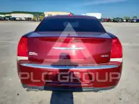 2016 Chrysler 300 photo