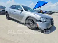 2016 Chrysler 300 фото