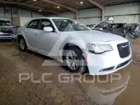 2016 Chrysler 300 photo