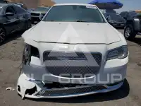 2016 Chrysler 300 фото