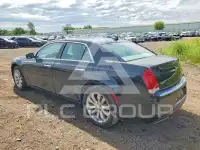 2016 Chrysler 300 photo