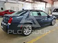 2016 Chrysler 300 фото
