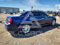 2016 Chrysler 300 photo