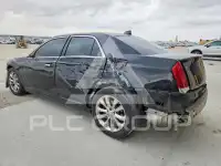 2016 Chrysler 300 photo