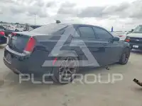 2016 Chrysler 300 photo