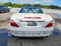 2016 Mercedes Benz SLK-Class photo