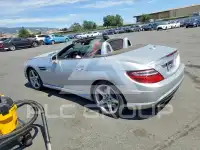 2016 Mercedes Benz SLK-Class фото