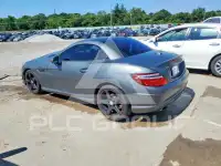 2016 Mercedes Benz SLK-Class фото